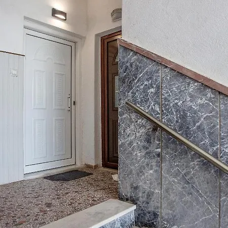 Peramobello Nea Peramos (Macedonia)